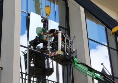 Miroiterie Louis - Révovation façade en verre à Saint-Nazaire