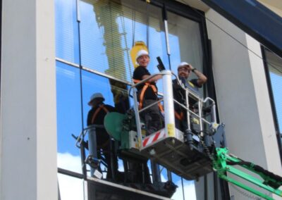 Miroiterie Louis – Révovation façade en verre à Saint-Nazaire –