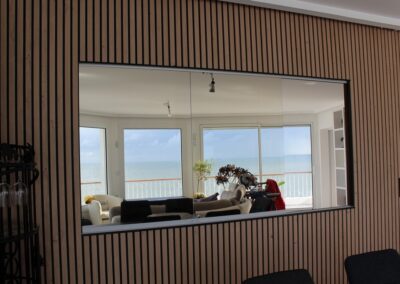 Miroiterie intérieure - salle de bains et chambre à La Baule