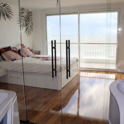 Miroiterie intérieure - salle de bains et chambre à La Baule
