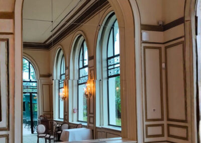 Réalisation et pose de miroirs sur mesure