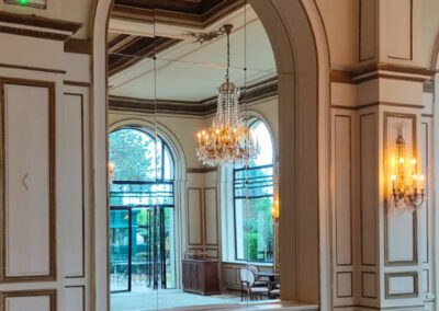 Réalisation et pose de miroirs sur mesure